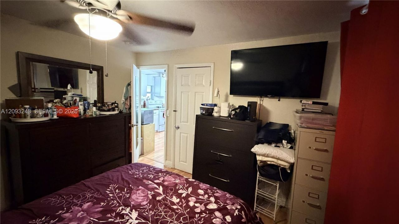 236 E 14th St, Hialeah, FL 33010 Photo