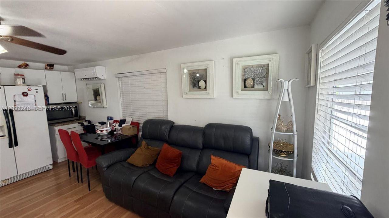 236 E 14th St, Hialeah, FL 33010 Photo