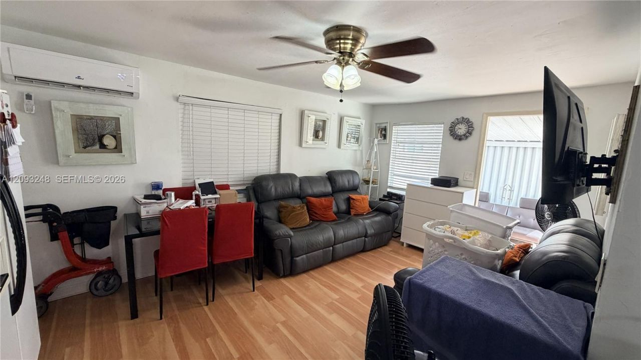236 E 14th St, Hialeah, FL 33010 Photo