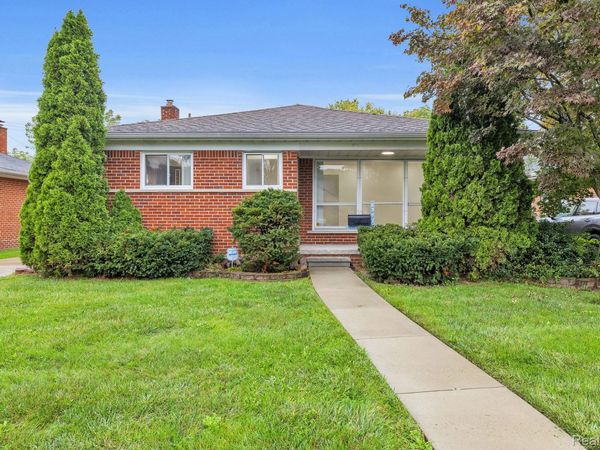 8347 Dixie Lane , Dearborn Heights, Mi 48127