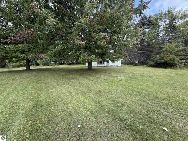 6600 Broadway W, Lake City, MI 49651