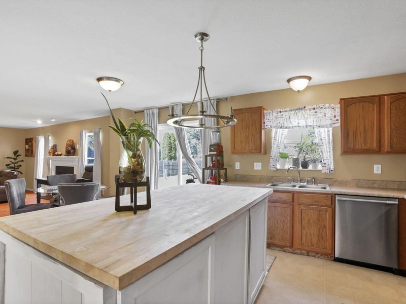 9290 Ruston Lane, Reynoldsburg, OH 43068 Photo 12