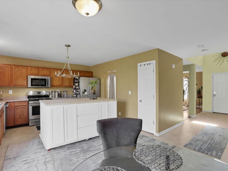 9290 Ruston Lane, Reynoldsburg, OH 43068 Photo 14