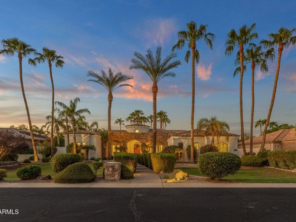 2156 E CHAMPAGNE Place, Chandler, AZ 85249