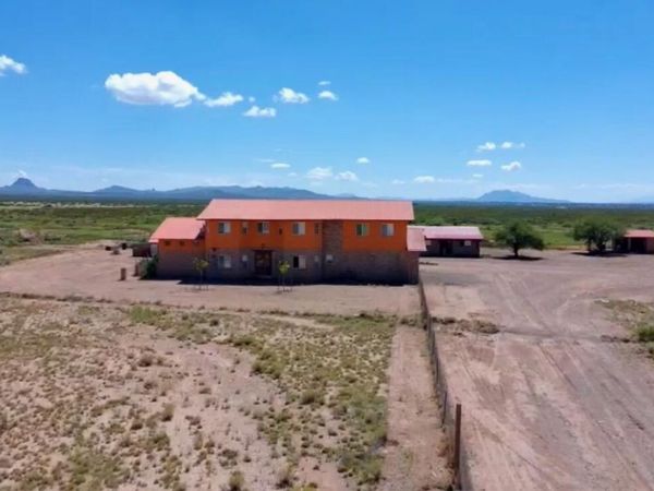 3097 E Loma Alta Drive, Douglas, AZ 85607