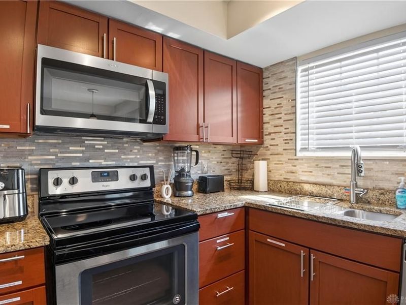 5468 Lamme Road, Moraine, OH 45439 Photo 8
