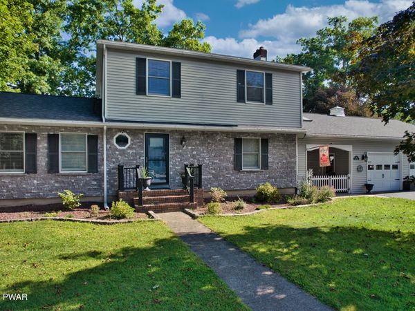 411 6th Street , Matamoras, PA 18336