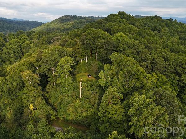 200 and 201 Fern Hill Drive, Mars Hill, NC 28754
