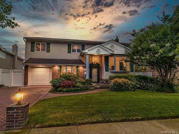 3426 Bertha Drive, Baldwin, NY 11510