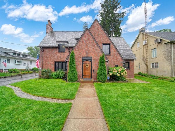 1309 W Franklin Street, Jackson, MI 49203
