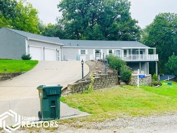207 Horseshoe Drive, Montezuma, IA 50171