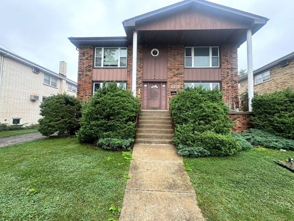 4512 Grove Avenue , Unit 2N, Brookfield, IL 60513