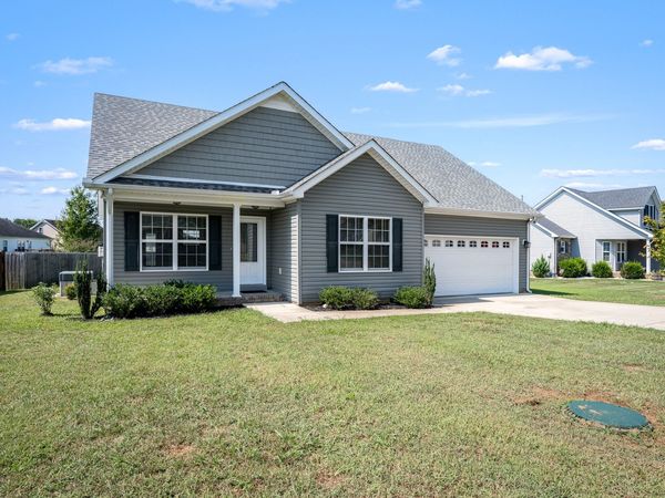 311 Heatherwood Dr, Murfreesboro, TN 37129