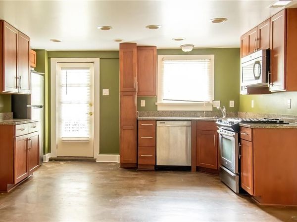833 N HENNESSEY Street , New Orleans, LA 70119