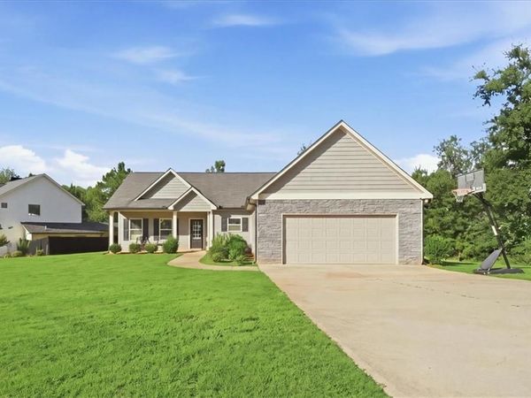 161 White Creek Drive , Rockmart, GA 30153