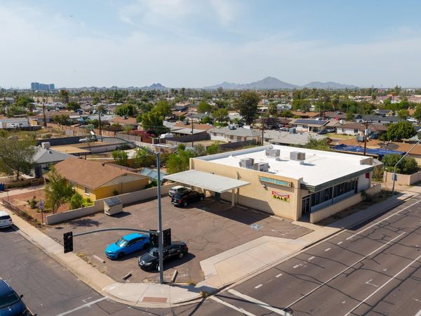 134 N DOBSON Road, Mesa, AZ 85201