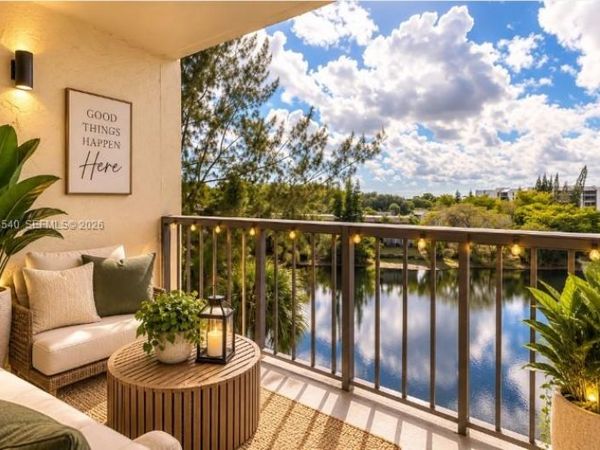 14250 SW 62nd St , Unit 423, Miami, FL 33183