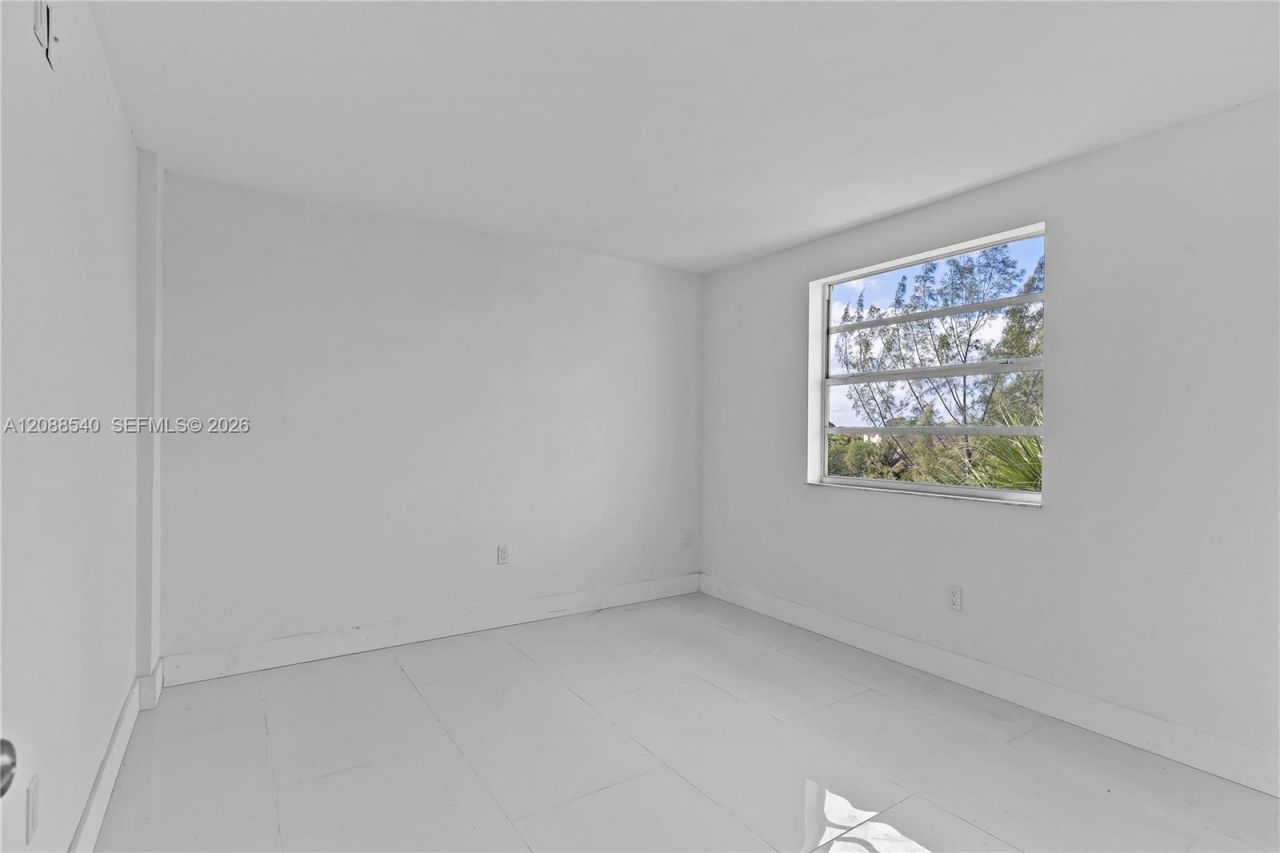 14250 SW 62nd St , Unit 423, Miami, FL 33183 Photo