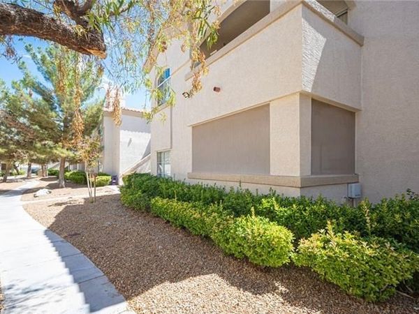 6480 Annie Oakley Drive, Unit 213, Las Vegas, NV 89120