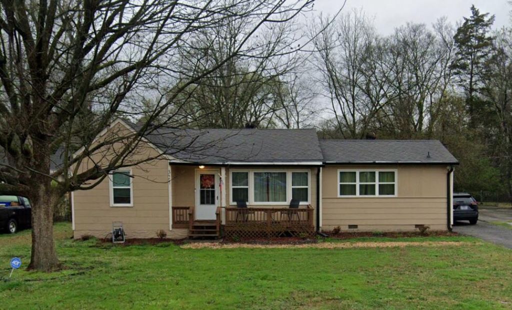 327 Sequoia Drive, Chattanooga, TN 37411 Main Photo