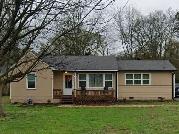 327 Sequoia Drive, Chattanooga, TN 37411