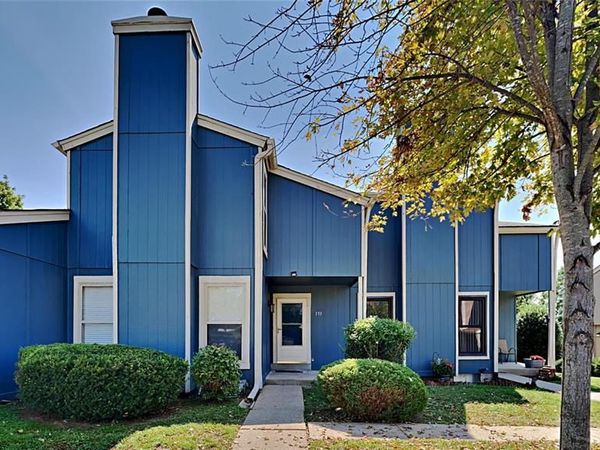 133 Harbor View Drive, Lake St Louis, MO 63367