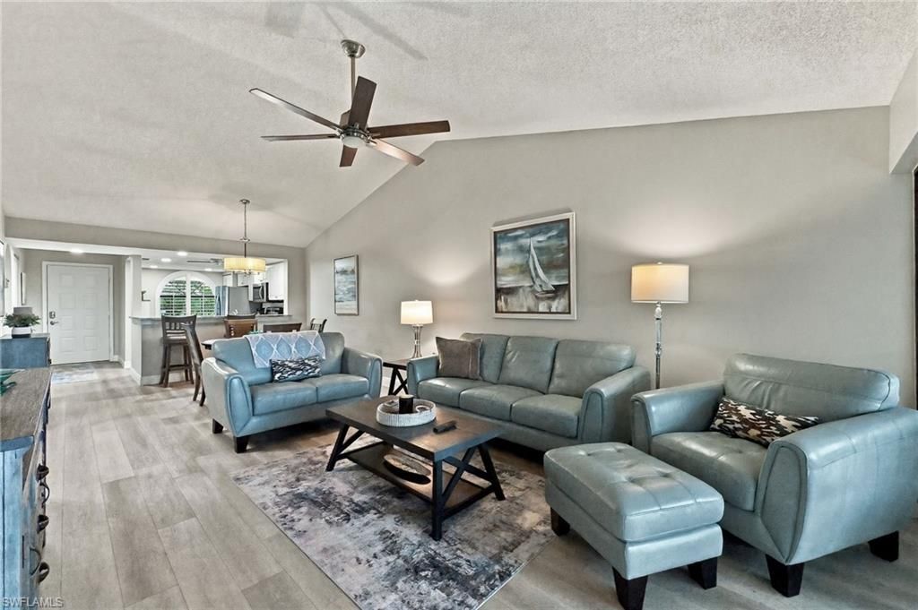 269 Deerwood Cir , Unit 14, Naples, FL 34113 Photo