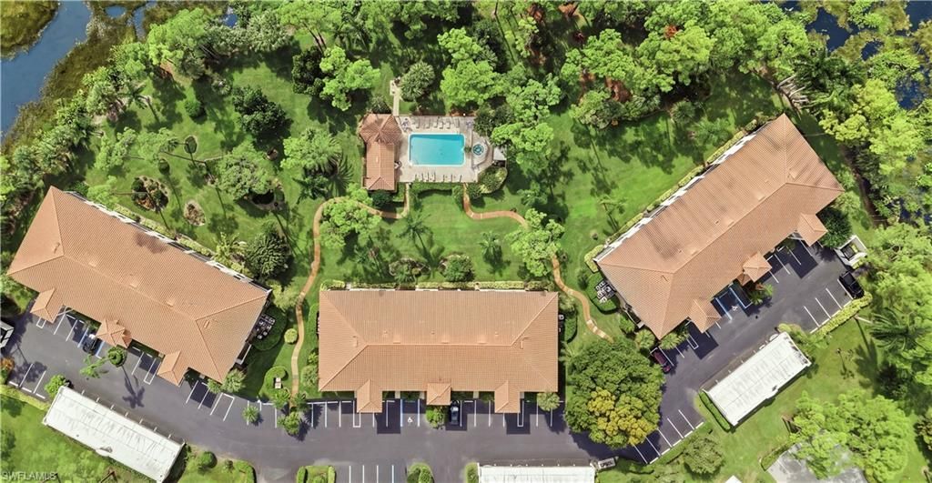 269 Deerwood Cir , Unit 14, Naples, FL 34113 Photo