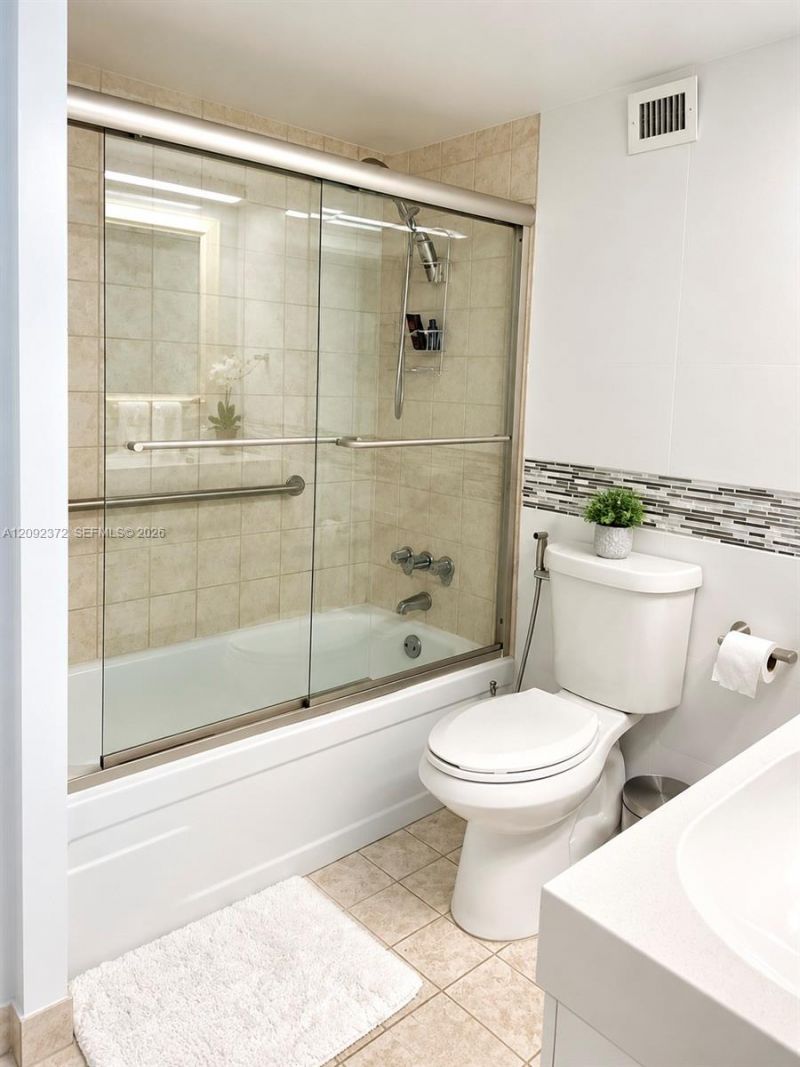 9195 Collins Ave , Unit 1106, Surfside, FL 33154 Photo