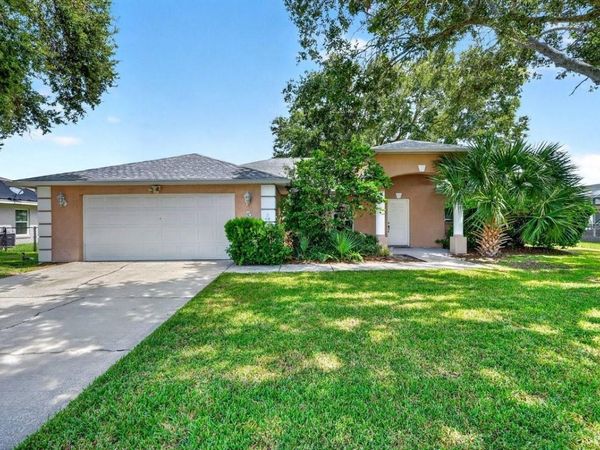 5 SPINNAKER CIRCLE , SOUTH DAYTONA, FL 32119