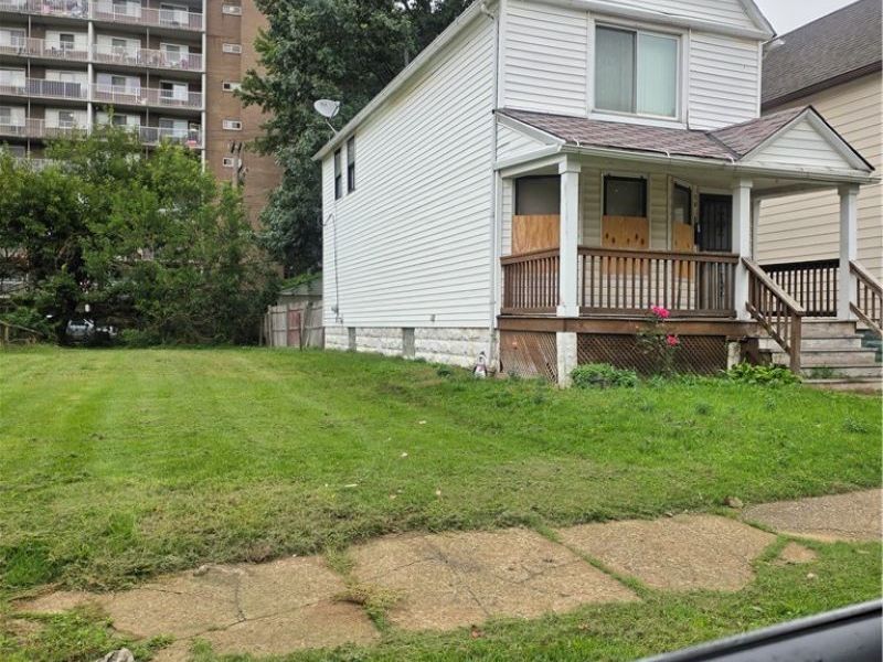 1679 Lockwood Avenue, East Cleveland, OH 44112 Photo 2