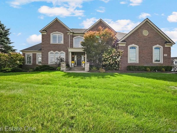 3119 Bradford Court, Milford Township, Mi 48380