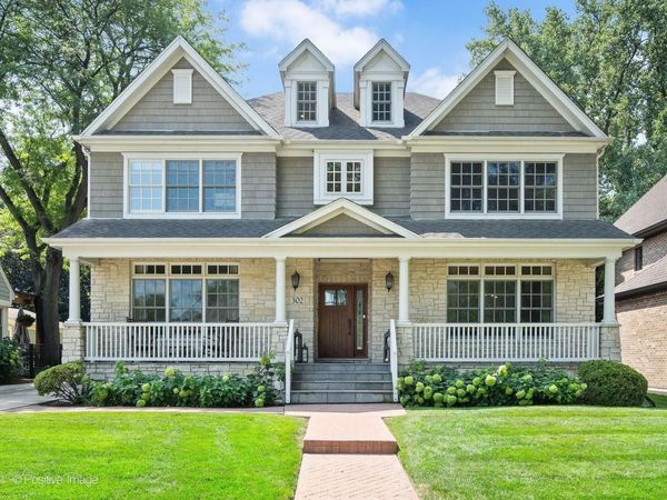 302 E Wilson Street , Elmhurst, IL 60126
