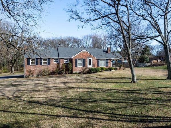 4018 Estes Road , Nashville, TN 37215
