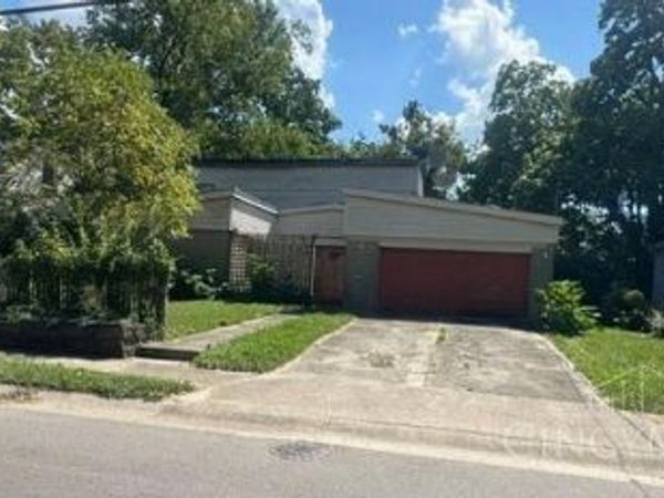 955 Matthews Drive, Lincoln Heights, OH 45215