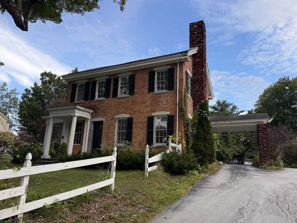 82 East Main Street, Unit 2, Poultney, VT 05764