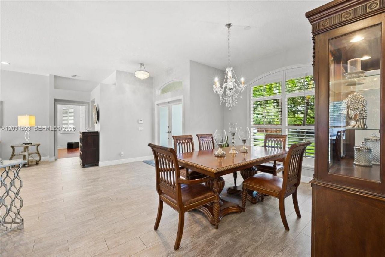 6982 Coronado Way, Pembroke Pines, FL 33331 Photo