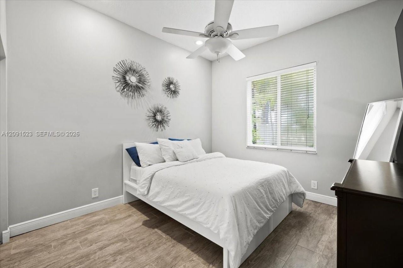6982 Coronado Way, Pembroke Pines, FL 33331 Photo