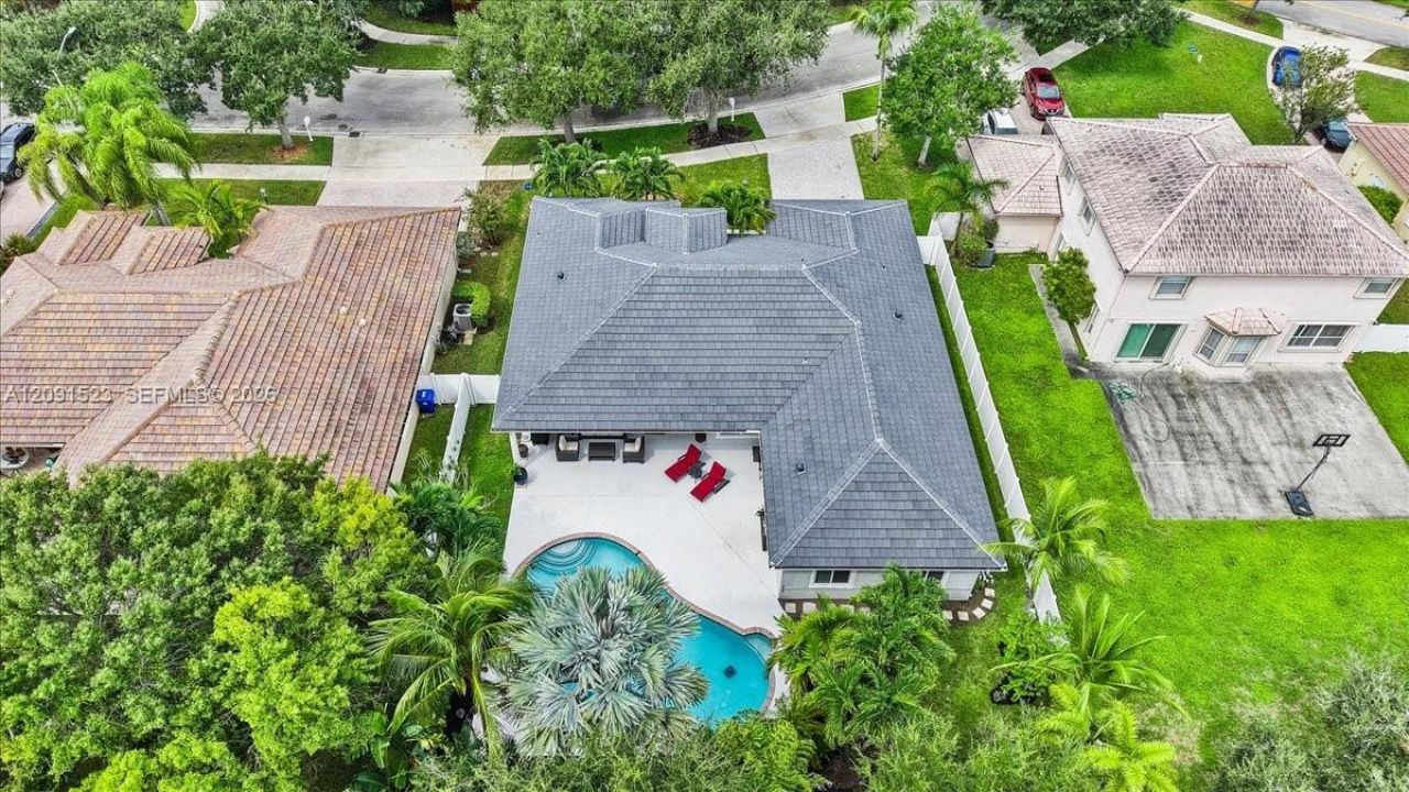 6982 Coronado Way, Pembroke Pines, FL 33331 Photo