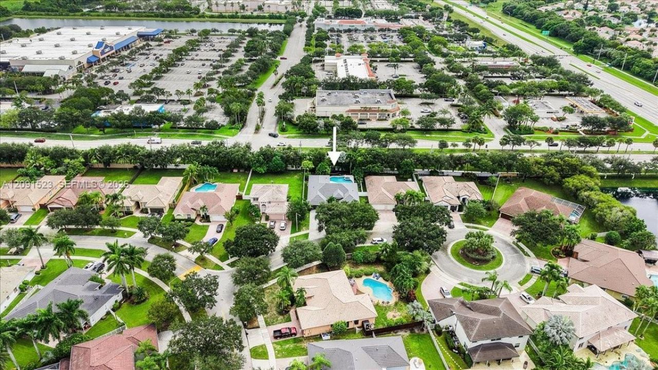 6982 Coronado Way, Pembroke Pines, FL 33331 Photo