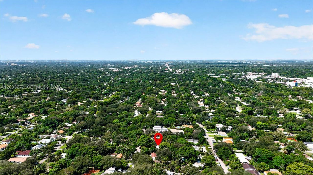 1103 NE 118th St, Biscayne Park, FL 33161 Photo