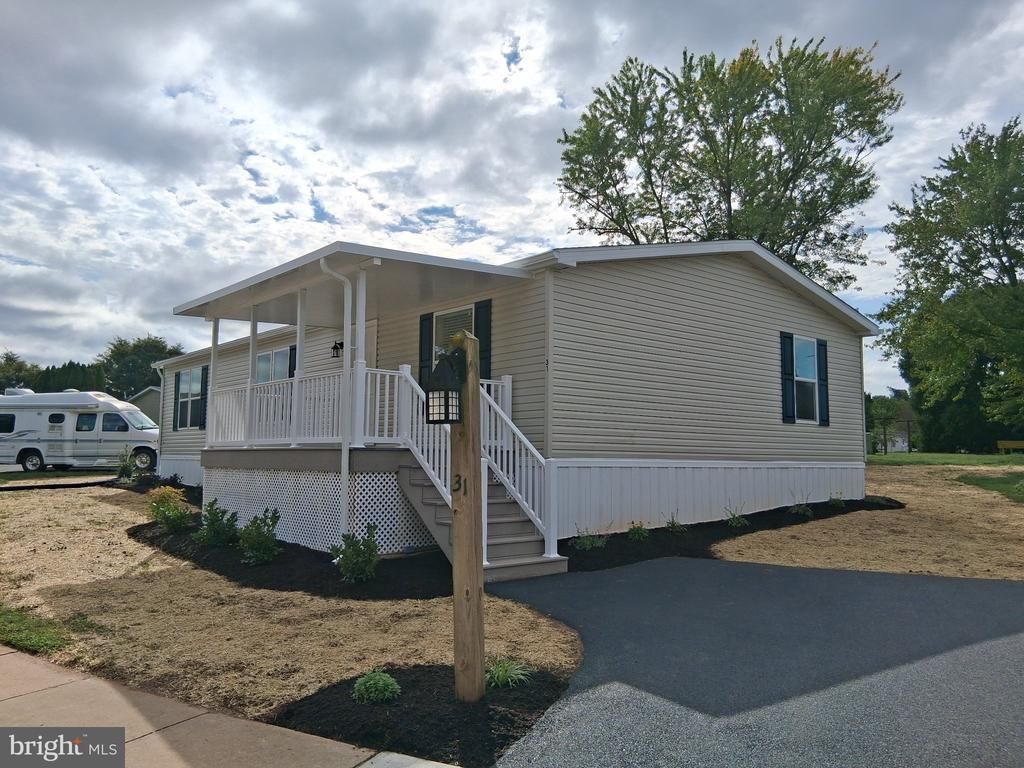 500 MOUNT AIRY ROAD , STEVENS, PA 17578