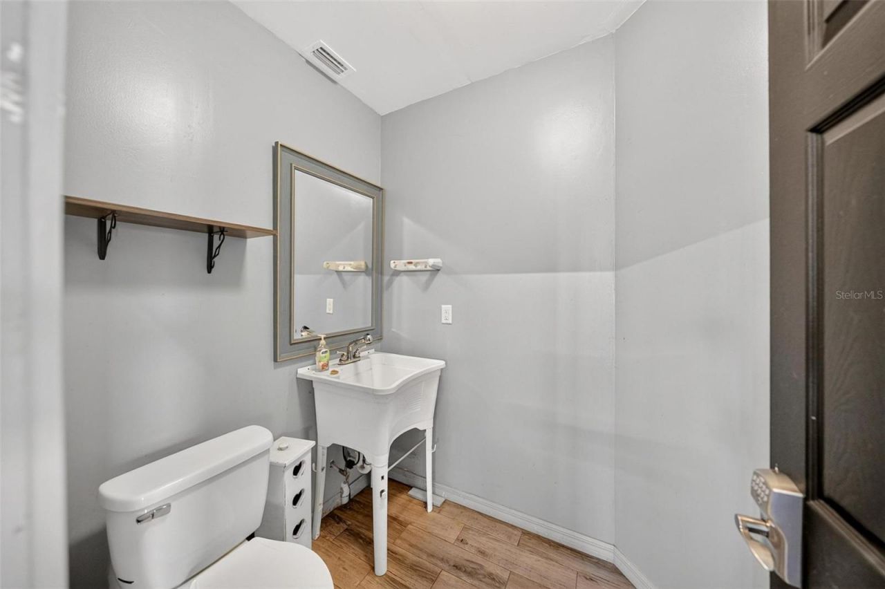 4991 SE 212th Court, Morriston, FL 32668 Photo
