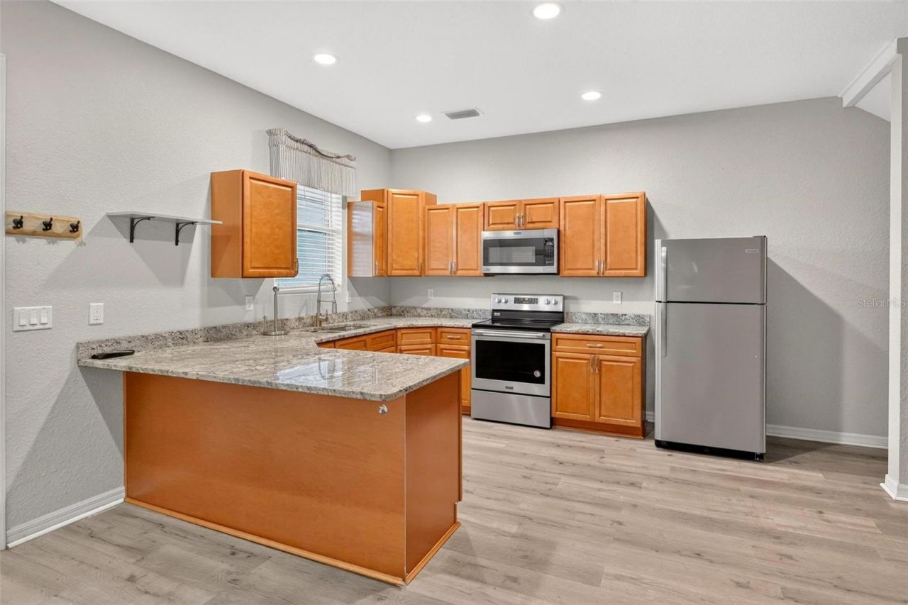 4991 SE 212th Court, Morriston, FL 32668 Photo