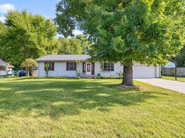 52960 Hastings Street, South Bend, IN 46637