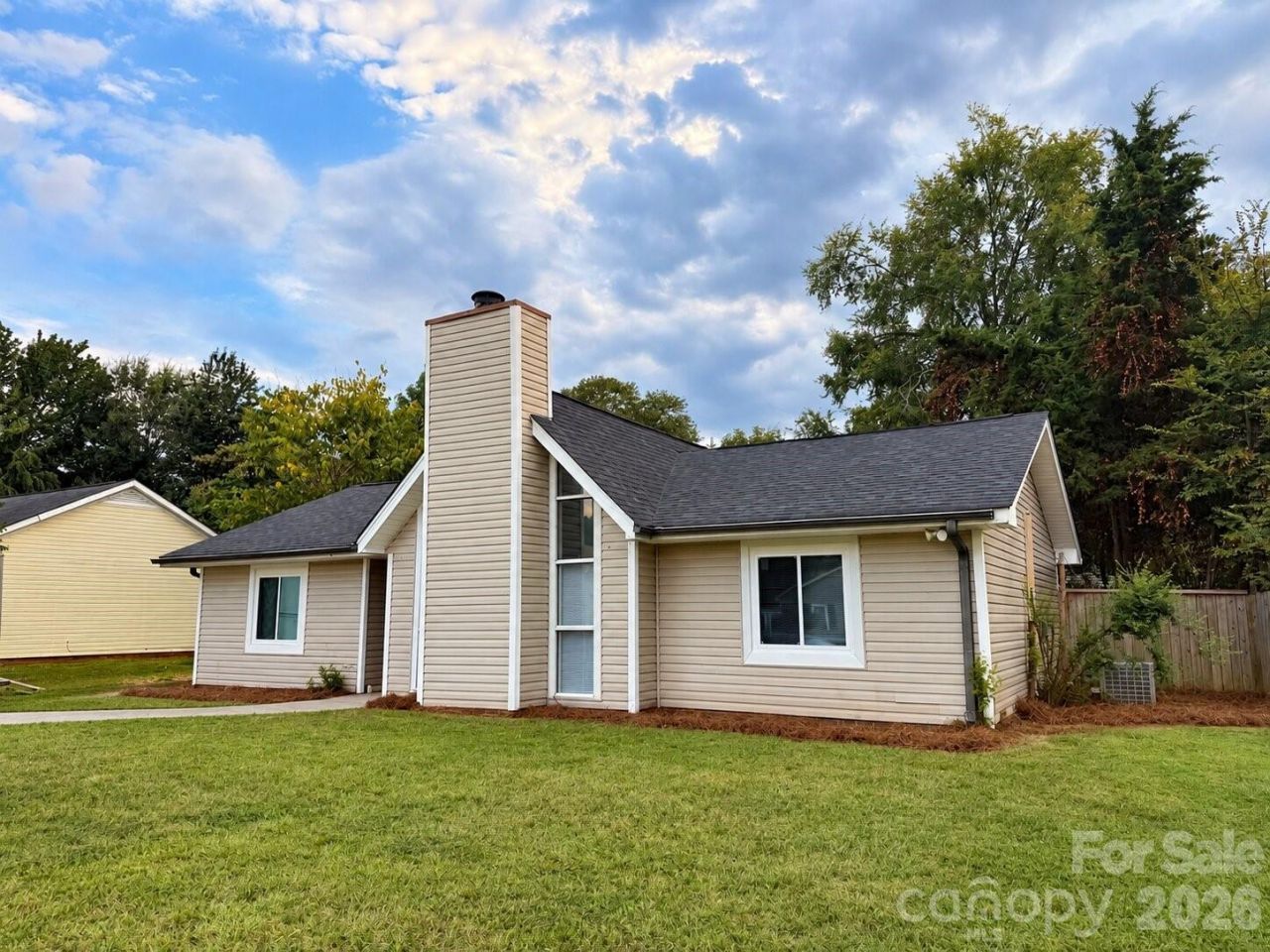 2617 Dion Avenue, Charlotte, NC 28212 Main Photo