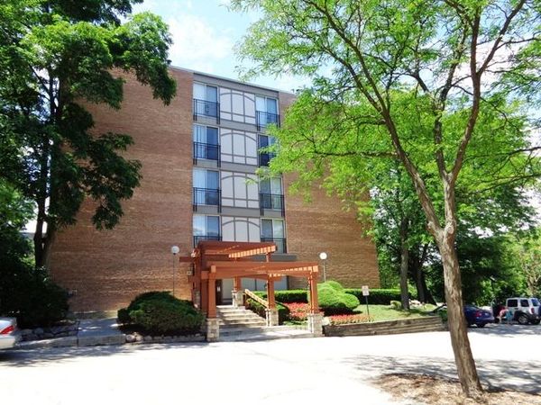 5810 Oakwood Drive , Unit 5G, Lisle, IL 60532