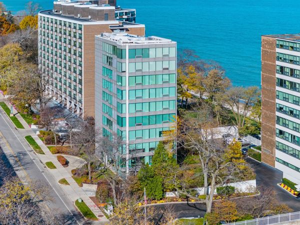 1618 SHERIDAN Road , Unit PH, Wilmette, IL 60091