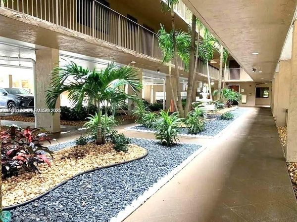 8020 Hampton Blvd , Unit 309, North Lauderdale, FL 33068