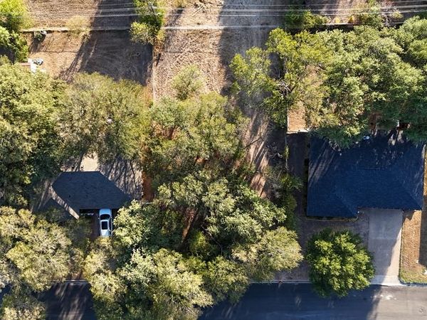 1122 Timberline Street , Bellmead, TX 76705